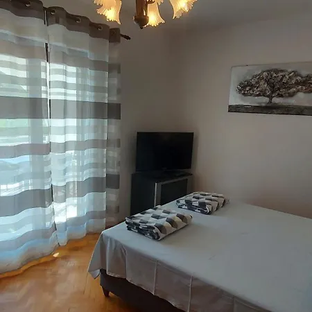 Skelin Apartment