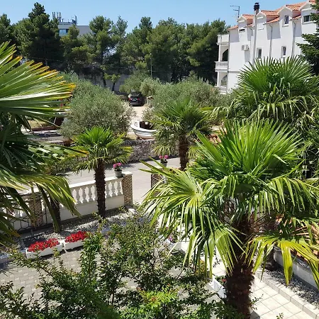 Apartment Skelin